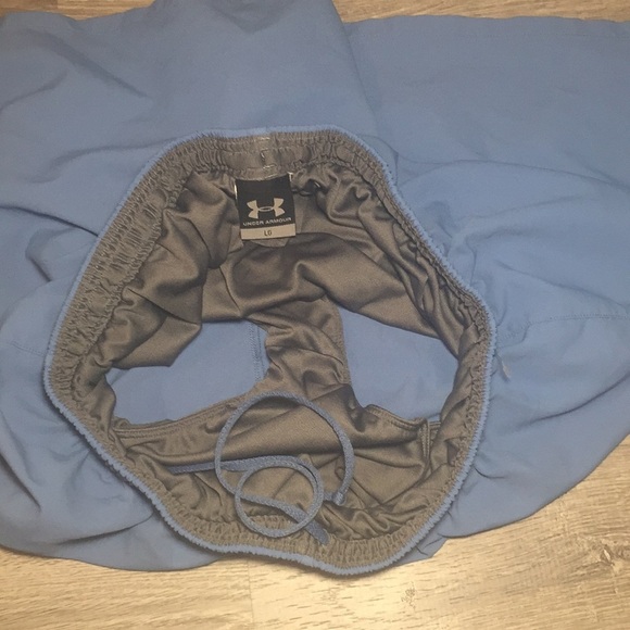 Under Armour Large - Picture 5 of 8